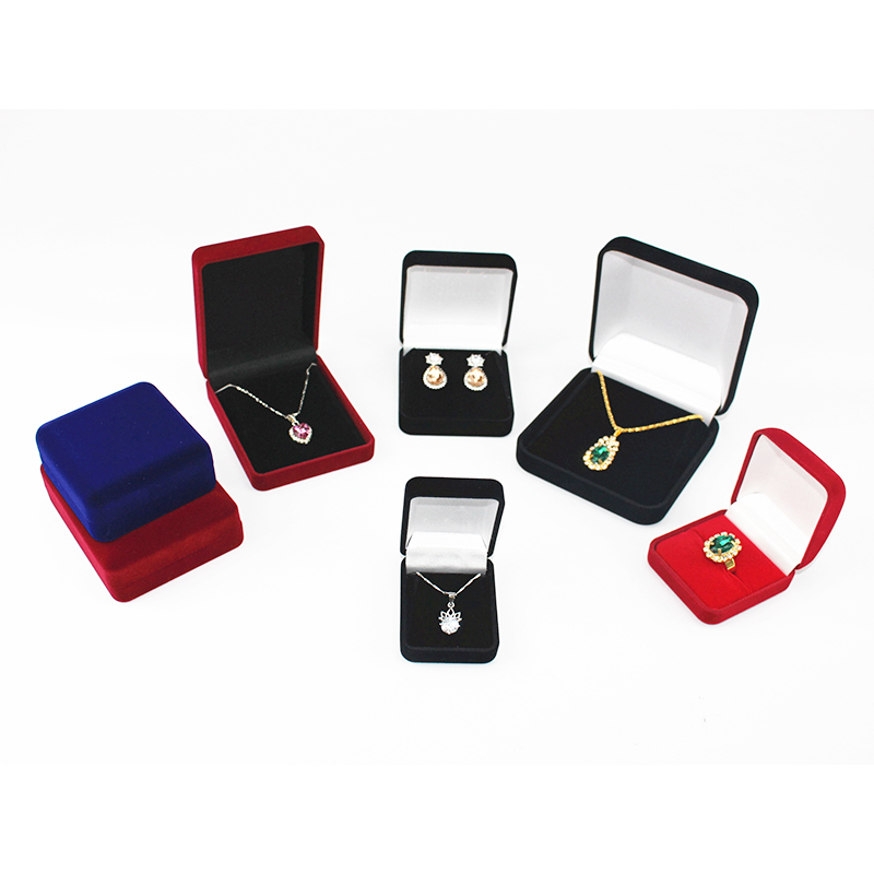 Cutie de bijuterii Cutie de catifea cadou