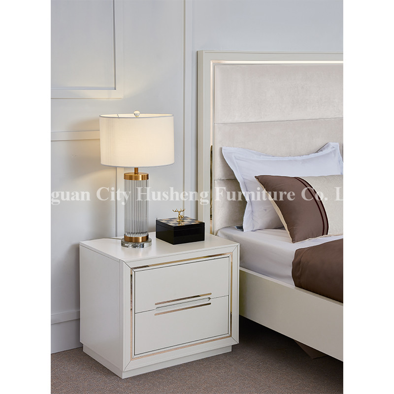 Modern Elegant Bedroom Set Mobilier cu High White Glossy Picting