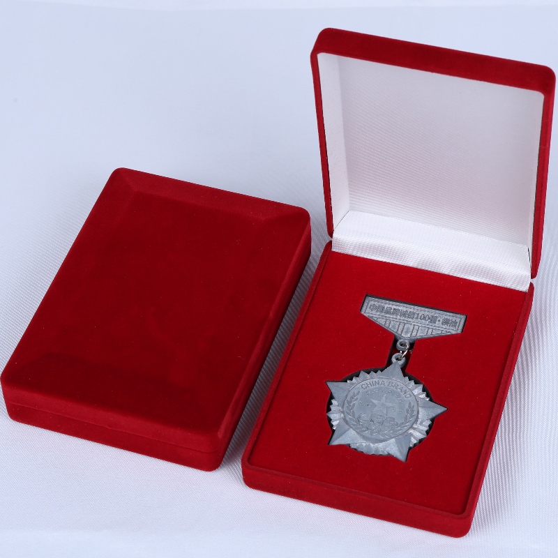 D-15 en-gros negru și roșu de catifea cutie pentru monede, colier&medalie