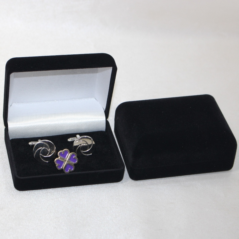 Obiect D-45 în formă rotundă Velvet Box pentru butoni, agrafe pentru cravate sau medalii, monede &insigne, mm.84*64*36, greutăţi despre 48g