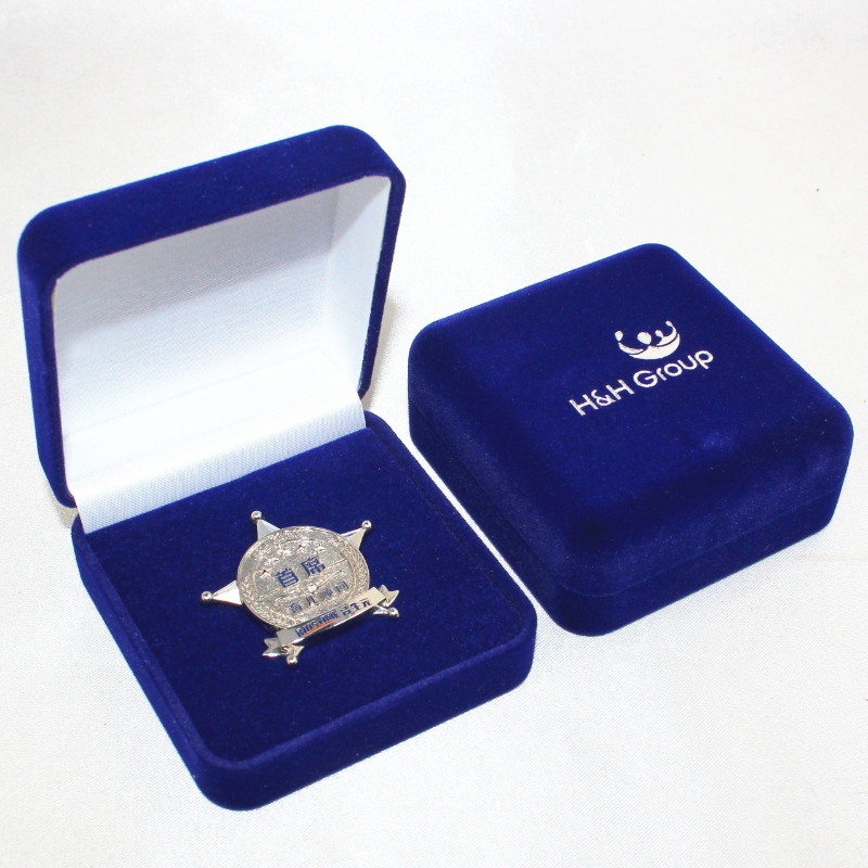 Articolul F-2S formă rotundă Velvet Box pentru insigna &monedă, mm.52*57*25, greutăți despre 26g