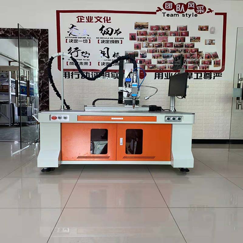 1000w Sistem de sudare cu laser cu fibră 4 axă cnc preț de mașină fără apă mașină de sudură cu laser