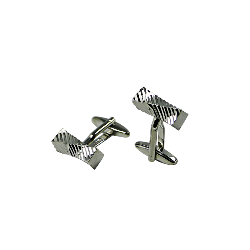 Novlty Silvertone Cuff Links