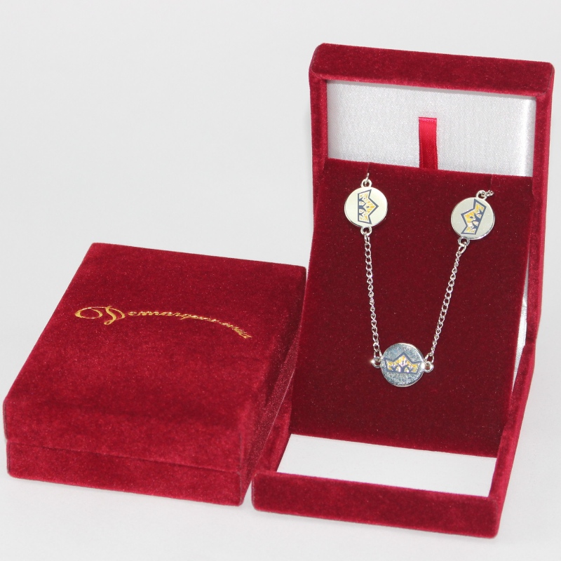 Articol V-17L cutie pătrată PU din piele pentru 65 * 90 mm, ecuson, monedă etc. mm. 80 * 110 * 34, greutate aproximativ 90g