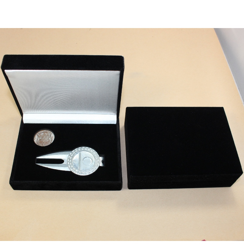 Itemul V-18 cutie de hârtie dreptunghiulară Leatherette pentru monede duble sau 60*100mm Medalia cu medalii 65286; insigne, etc. mm.120*90*40, greutăți aproximativ 135g