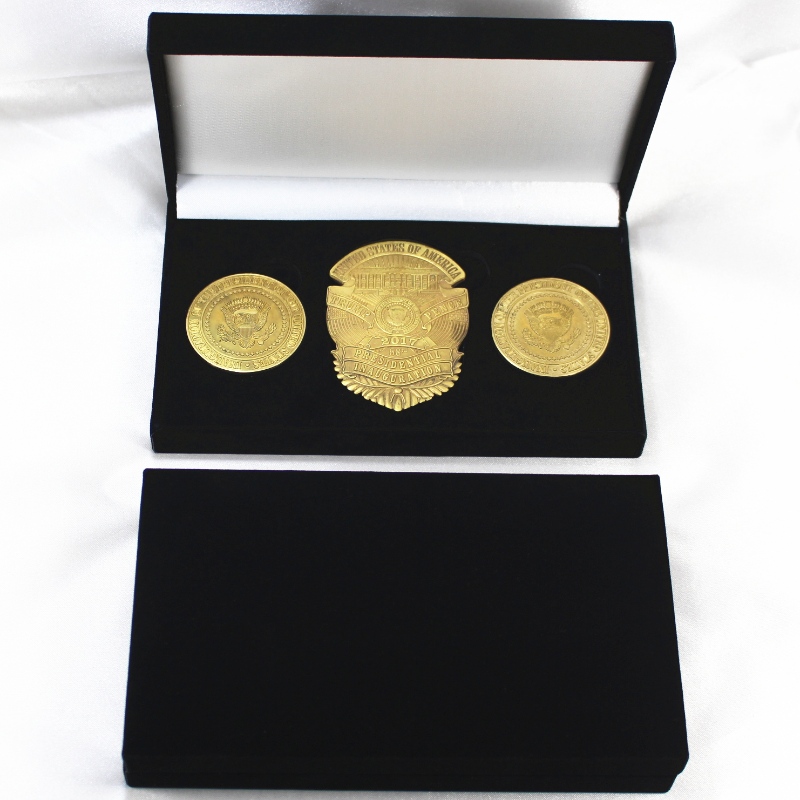 Obiect V-18L flaneletă dreptunghiulară pentru 150*75mm monede duble, insigne 65286; butoni, etc. mm.174*102*32, greutăți despre 168g