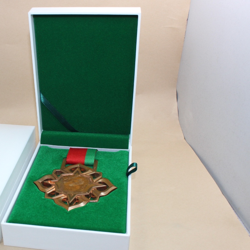 Obiect V-15L dreptunghi PU cutie de piele pentru 90*120 mm medalie, monedă &insigna, etc. mm.110*157*40, greutăți aproximativ 185g