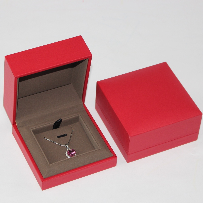Cutie de ambalaj bijuterii de înaltă calitate cutie pandantiv de bijuterii de înaltă calitate, dimensiunea este 90*90*45mm