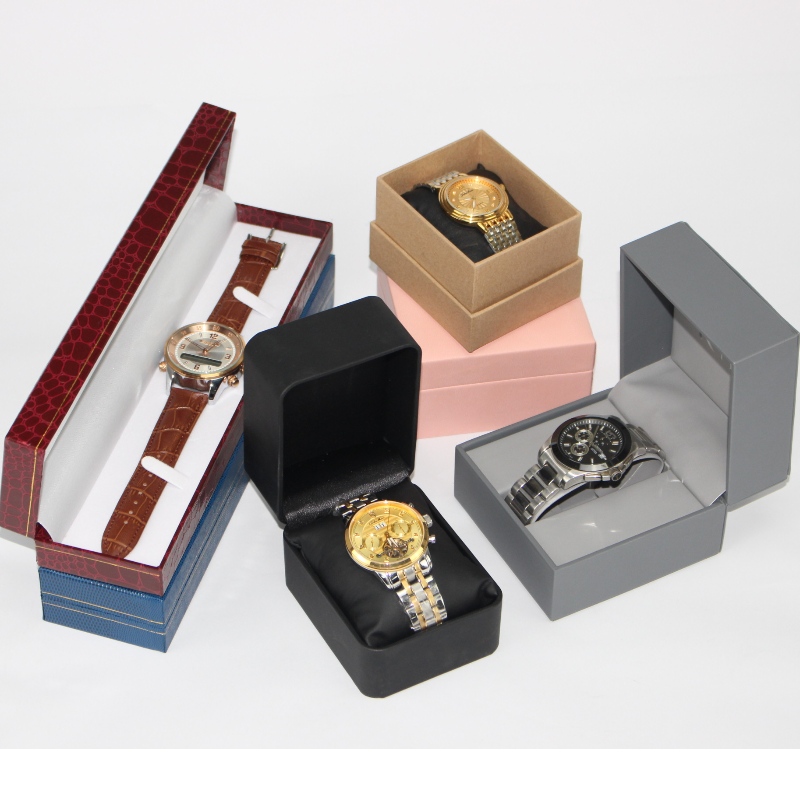 7 Motive pentru care persoanele care poartă un ceas la muncă sunt mai reușite