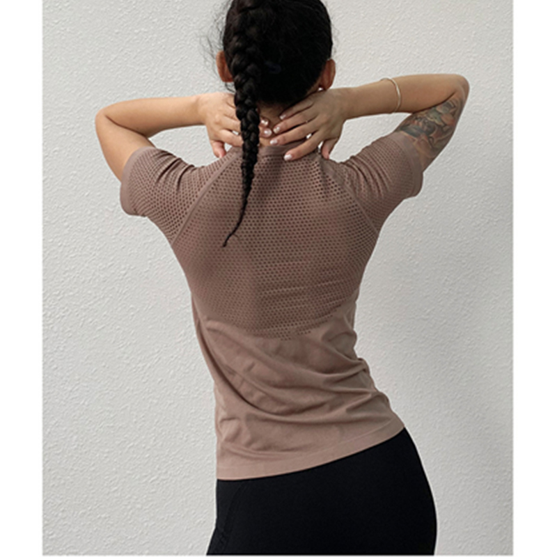 Bluză respirabilă cu vârf în formă de scufundare, care se antrenează cu mânecă scurtă de mișcare yoga