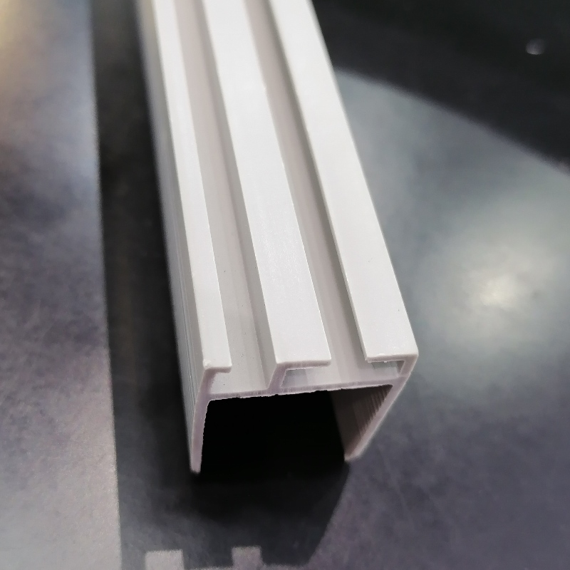 Instalarea conductelor cu conductă de înaltă rezistență construcția flanșelor cu conductă special ă benzi din flanșa PVC U pentru conducta pentru sistemul de ventilație