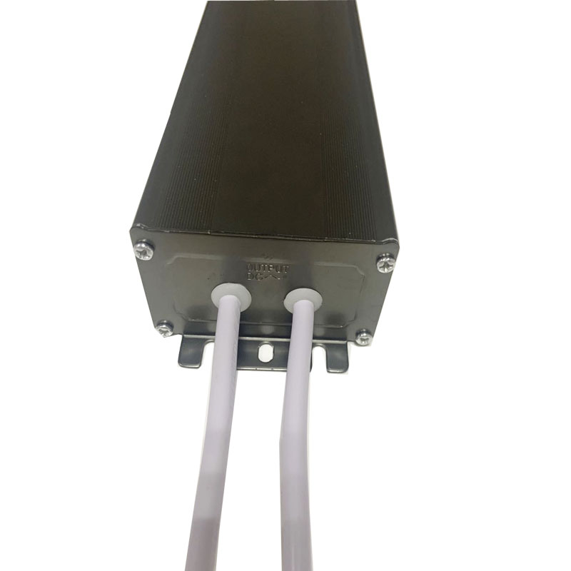 8.33A-100W-12V 2020 de înaltă calitate a alimentării conducătorului auto cu tensiune constant ă rezistentă la ploaie
