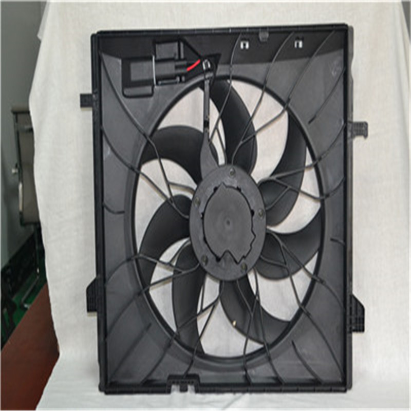 MERCEDES BENZ Ventilator radiator A0999062400
