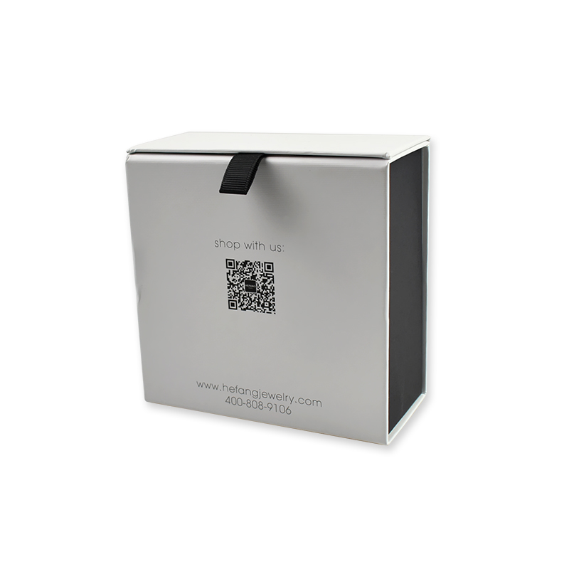 Cutie de bijuterii/cutie pătrată