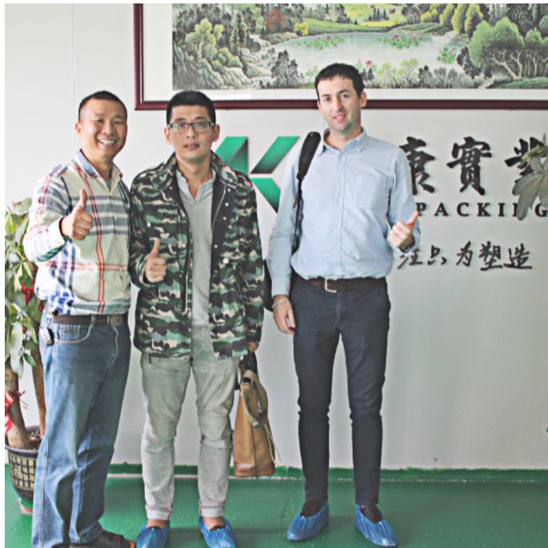 Distribuitor american de ambalaje pentru produse congelate ￼ către compania noastră pentru achiziționare