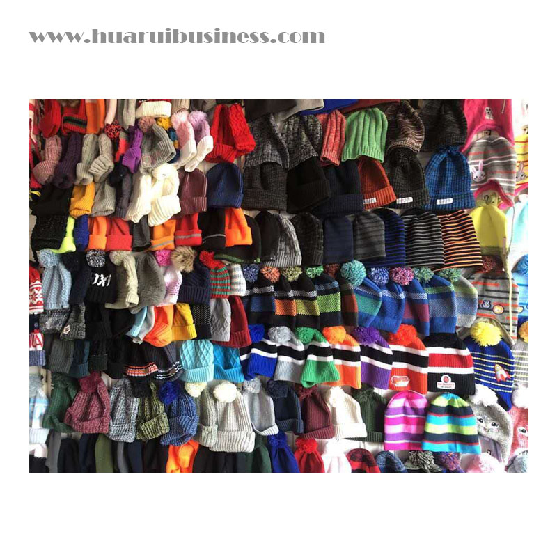 acrilic, şapcă tricotată acrilic, pălărie tricotată, smoc, şapcă de iarnă, şapcă cu cătuşe, şapcă cu manşetă, toate literele X cu efect reflectorizant