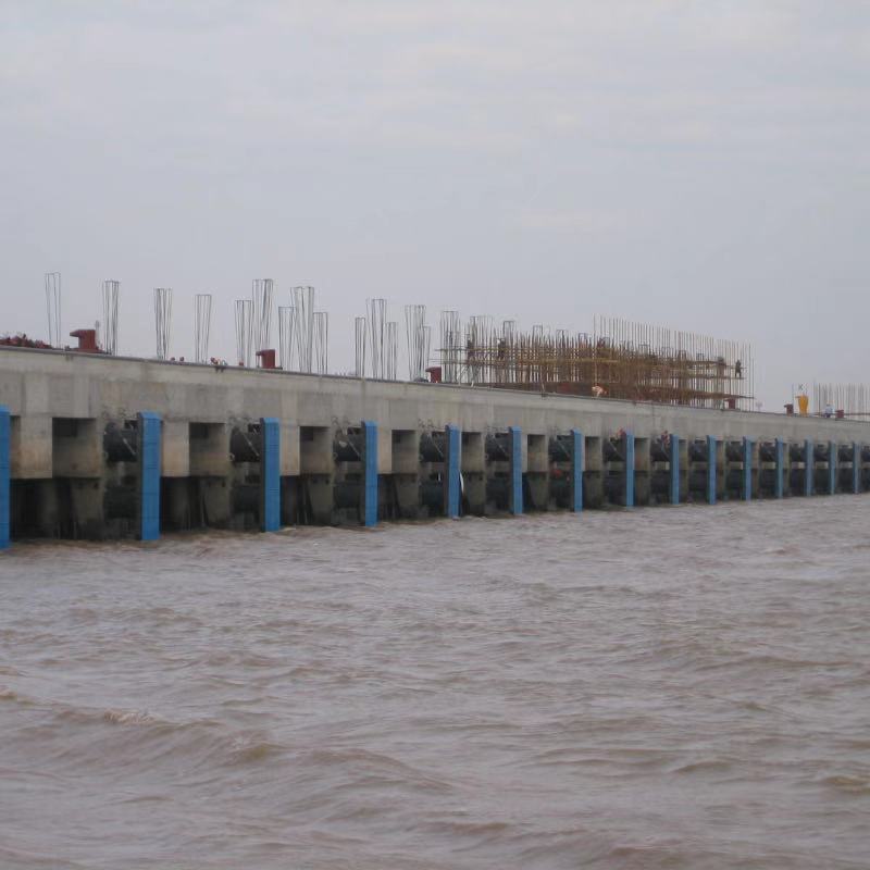 Aparat de acoperire a cauciucului marin de înaltă performanță