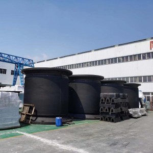 Aparat de protecţie din cauciuc marin de înaltă calitate