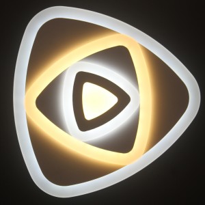 design-ul de casă al plafonului