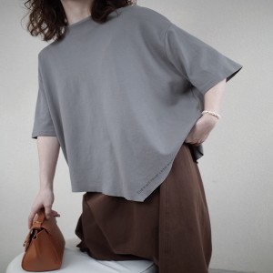 Design slab-montant Minimalist Round Collar stil cusut manșon Casual Solid culoare bumbac și lenjerie supradimensionat personalizat 12631 T-Shirts