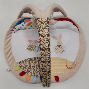 Aplicați playmat- Ursul și iepure