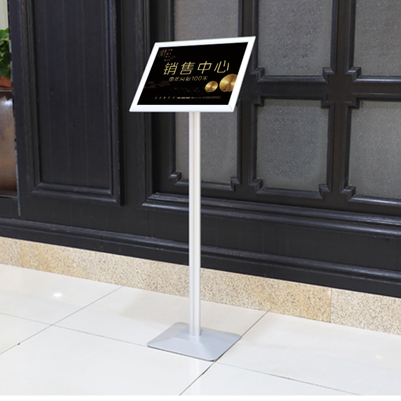 TMJ PP-555 Stand standard și personalizat pentru afișarea etapelor