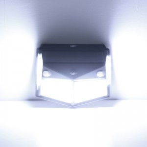 Lampă de perete solară