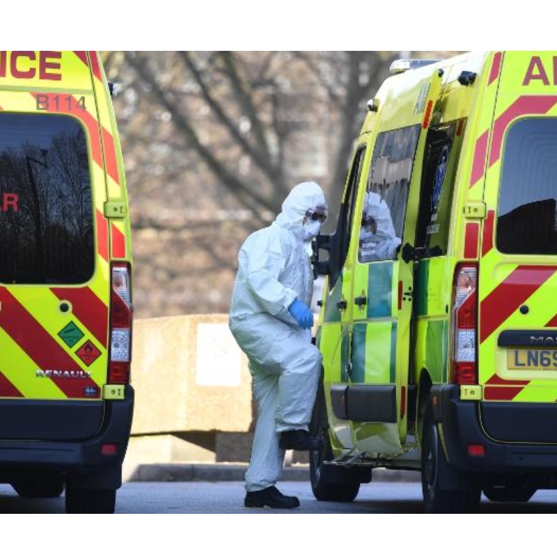 Ontario, Canada, implementează ordinea de şedere la domiciliu pe măsură ce oficialii avertizează de un sistem de asistenţă medicală care se apropie de colaps.