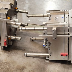 Produse cele mai bine vândute cu luciu ridicat China Producători Mold Aspirator auto din plastic