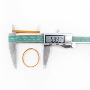 Producătorii au benzi de cauciuc de culoare original ă rezistente la uzură și împotriva îmbătrânirii benzilor industriale de cauciuc