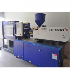 Mașină de turnare prin injecție de precizie