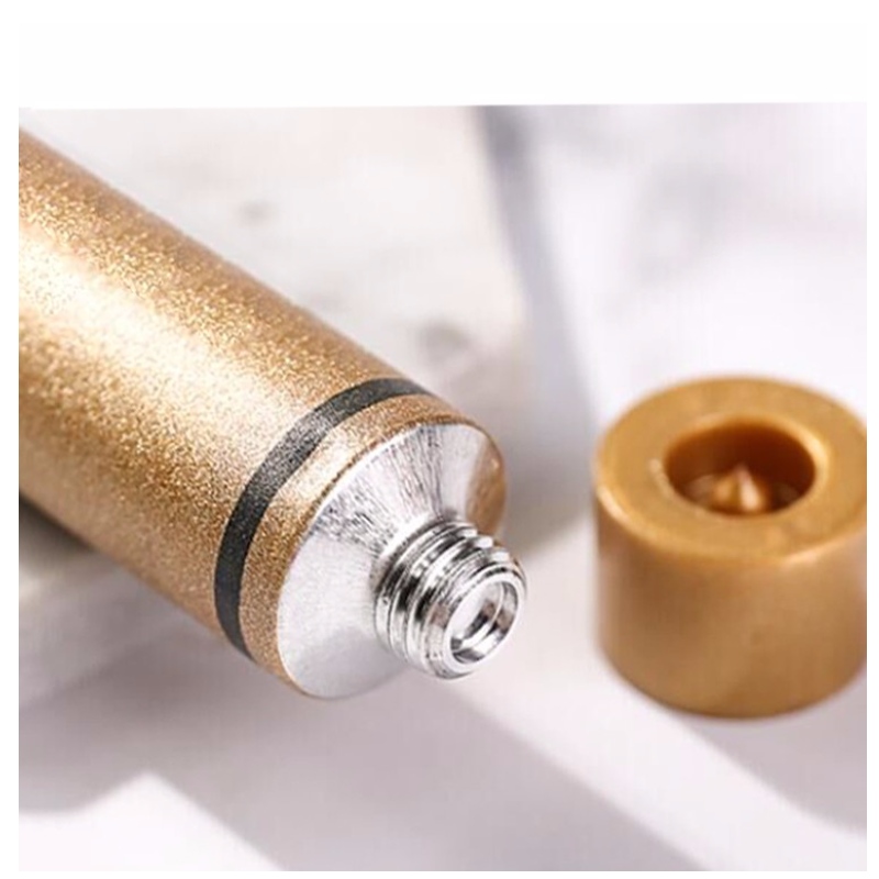 Concealer.