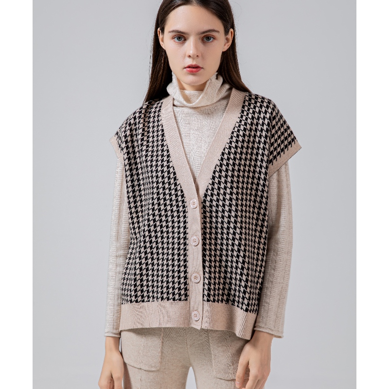 Tendințe de modă versatil tricotat Qianbird de tip scurt 68021#