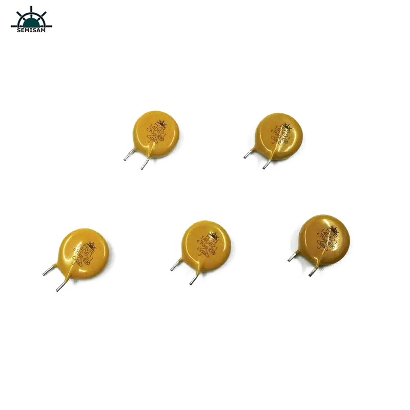 Fabrica originală a prețului bun, galben supratensiune ridicată la supratensiune 14mm HVR14D621J MOV ZING Oxid Varistor pentru unitatea comercială