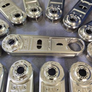 Arme robotice, piese de echipament, piese robortice, piese de prelucrare CNC, strung CNC, frezare CNC, CNC de turning