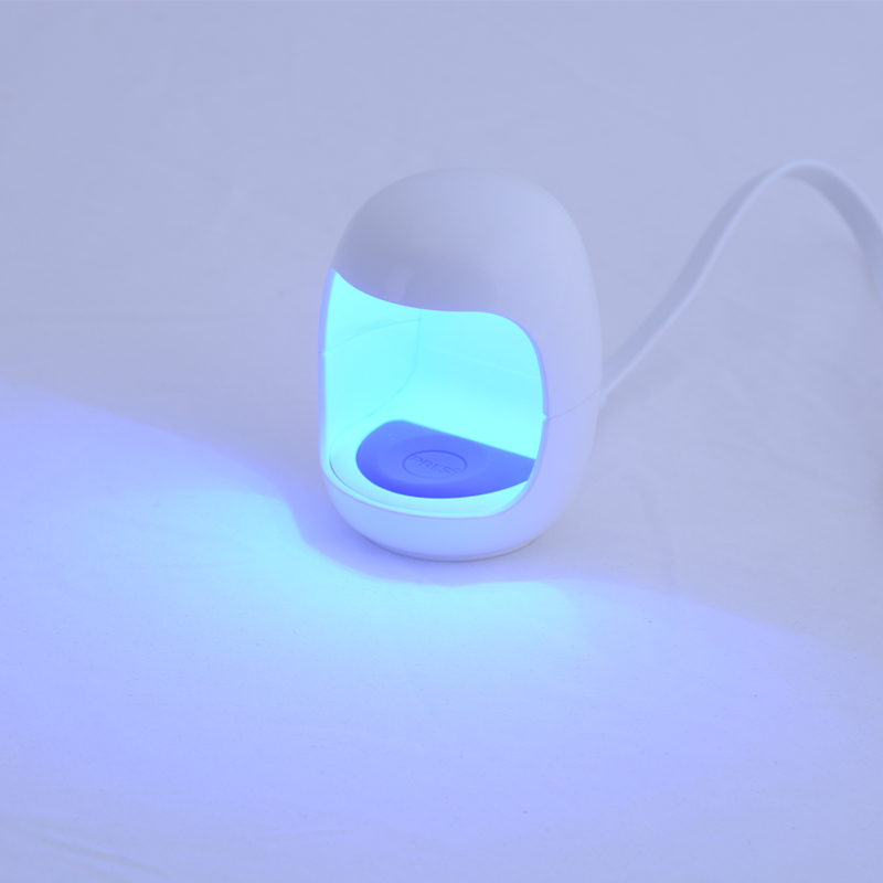 Mini lampă cu unghii cu degetul unic qq1