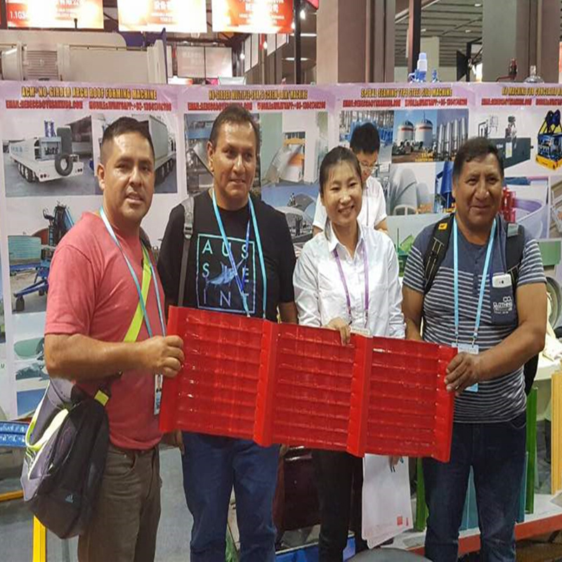 Principiul de lucru al mașinii de formare a rulourilor