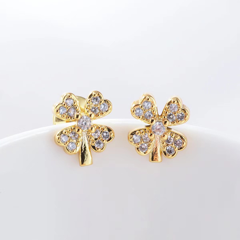 Ear Stud