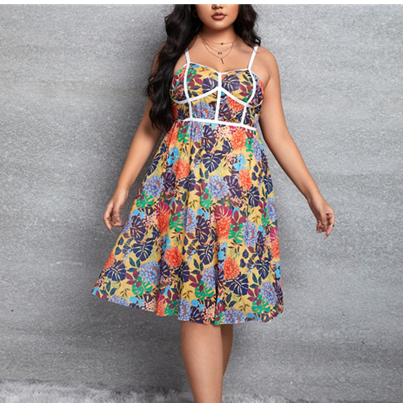 Rochie cami cu imprimeu tropical cu detalii albe cu bandaj