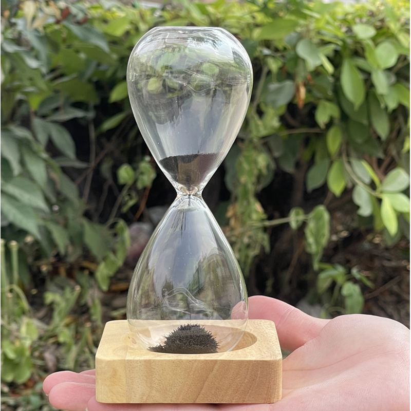 Amazon Hot Oferte de sticlă de sticlă Blowne Creative Cadouri de suveniruri 15/30minute Timer denisip magnetic cu bază de lemn cu bază de lemn