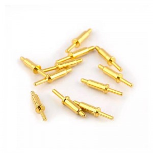 Conector încărcat cu arc