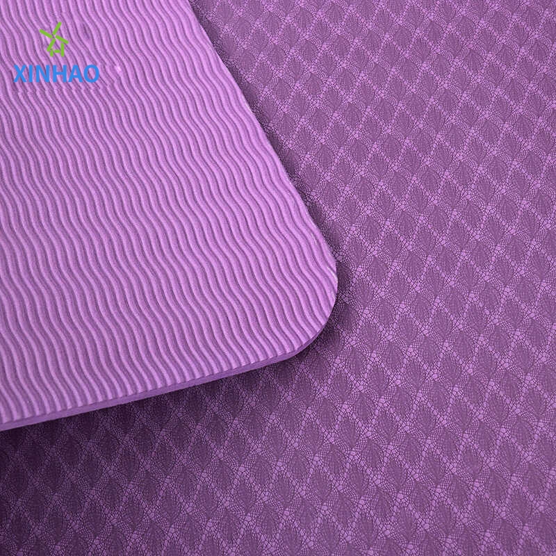 Grosime cu ridicata Yoga Mat (4/6/8mm) Mat Exercițiu de fitness, ecologic, ecologic, carenu alunecă TPE Yoga Mat Densitate ridicată, potrivită pentru yoga de acasă, exerciții fizice, pilates.