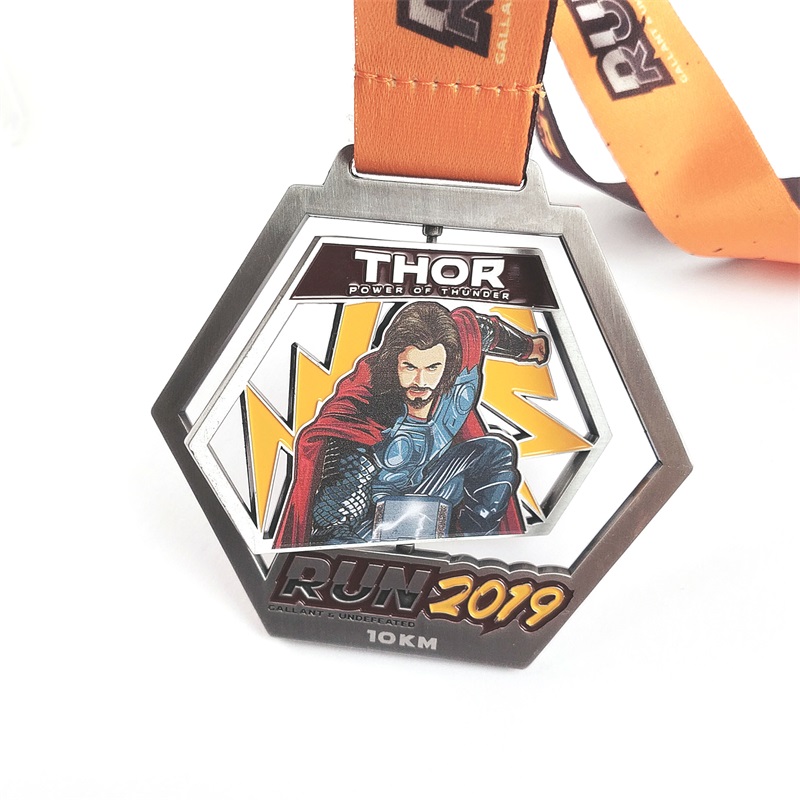 Tăiați medalii de aliaj de zinc Medalii personalizate Design Super Hero Premii Medalie de Aur