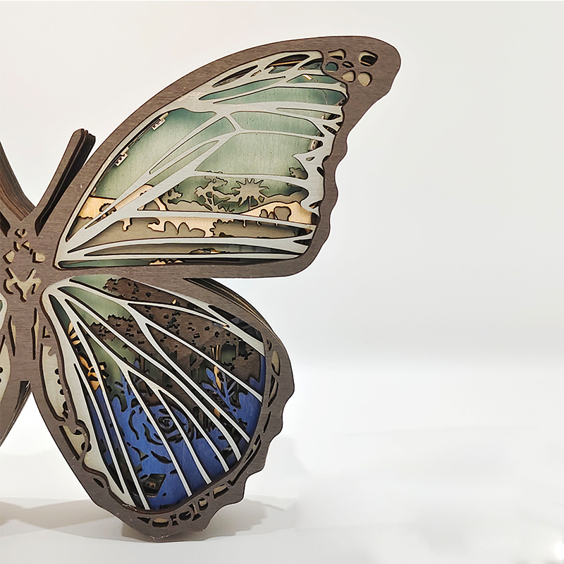 Ornamente fluture din lemn 3D
