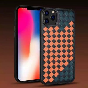 Este potrivit pentru carcasa de telefon mobil iPhone 14pro din Apple. Este o carcasă de protecție a pielii din piele colorată, clasică țesută, cu rezistență bună la toamnă și rezistență la zgârieturi de mână și rezisten...