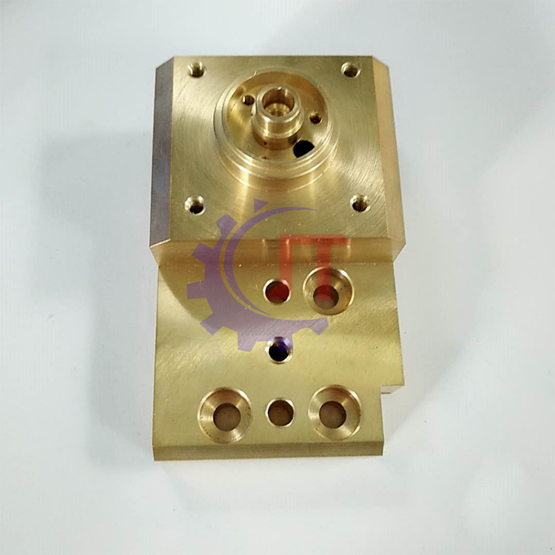 X187B621H01 X182A995H02 M701C Consultați M604 Ghidul inferior DIES DIES BLOC cu 2-D6.0mm găuri&2-M4 Apăsați pentru Cover M604 (J) L=104/96.6mm W=60/54mm H=47/15mm