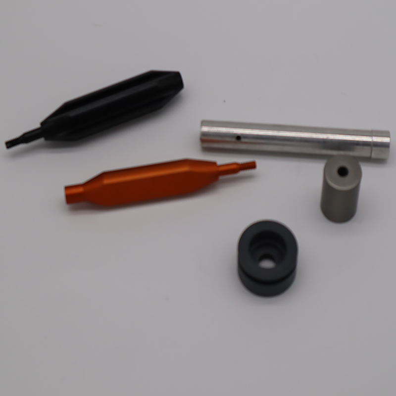 Serviciu de întoarcere CNC