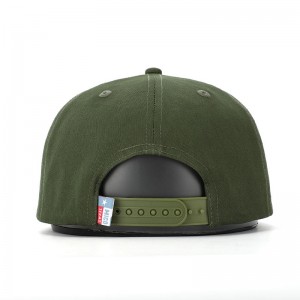 OEM Custom de înaltă calitate Classic 5 Panouri Armată Green Bumbac Broderie Woven Patch Logo Logo Snapback Hat Bat