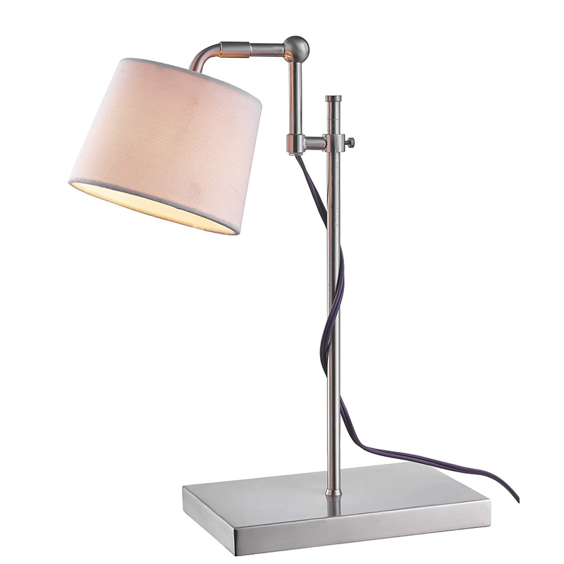 Lampa de sarcină reglabilă la stația de lucru din camerele de oaspeți