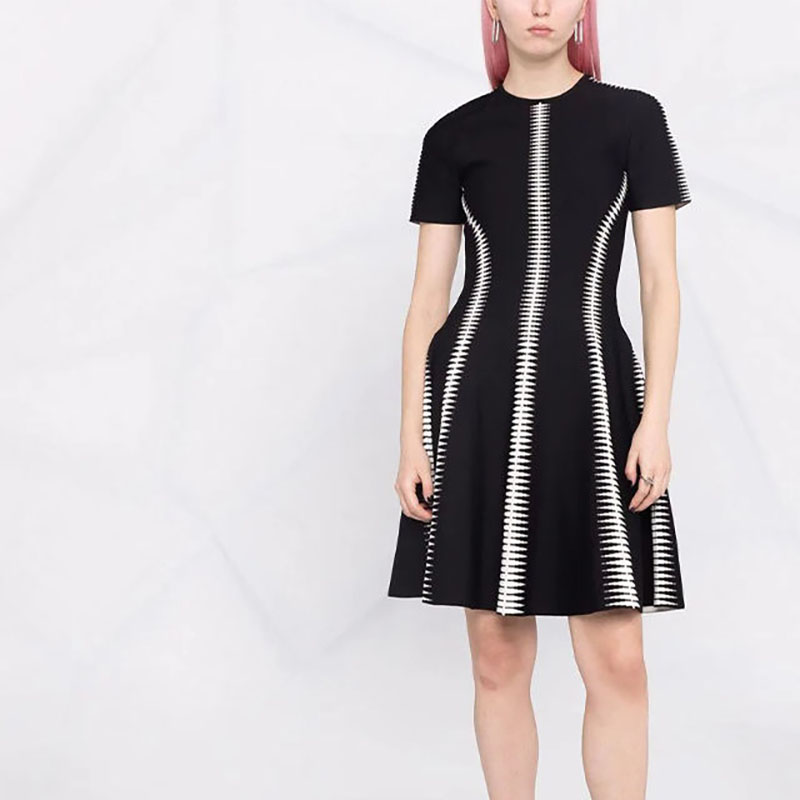 2022 OEM CUSTOM&ODM WOMED PLEATE Rochie tricotată pentru femei de lux \\